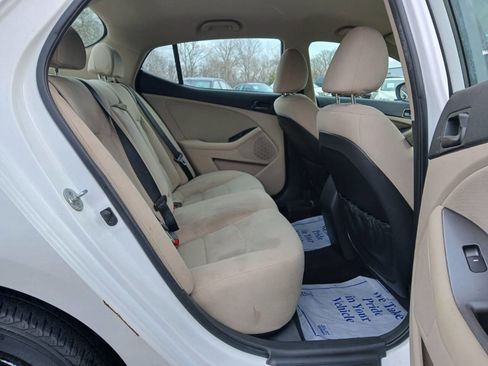 Used 2015 Kia Optima LX image 14