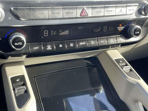 Used 2022 Kia Telluride S image 10