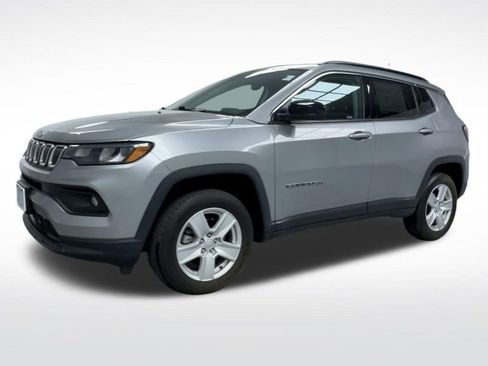 Used 2022 Jeep Compass Latitude w/ Convenience Group AWD/4WD image 4