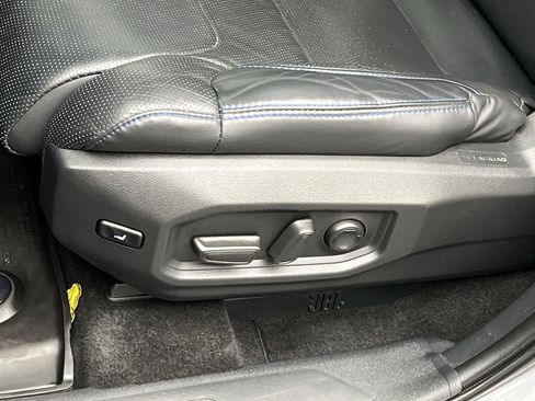 Used 2023 Toyota Tundra Platinum AWD/4WD image 11