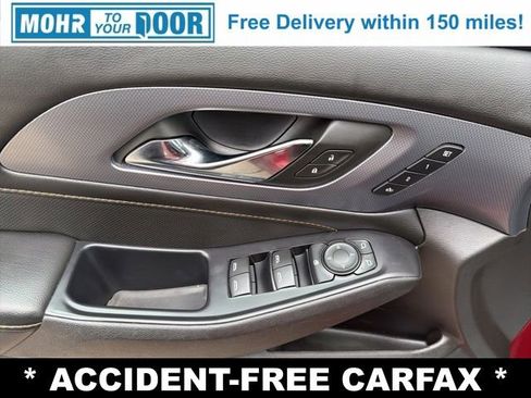 Used 2021 Chevrolet Traverse Premier image 11