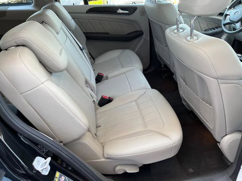 Used 2016 Mercedes-Benz GL 320 BlueTEC 4MATIC image 22