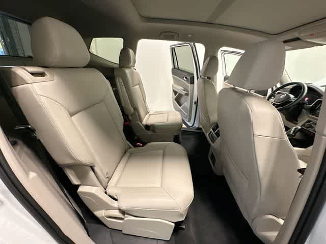 Used 2019 Volkswagen Atlas SEL AWD/4WD image 26