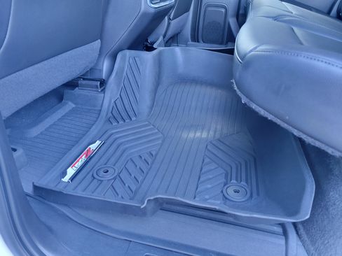 Certified 2020 Chevrolet Silverado 1500 LTZ AWD/4WD image 43