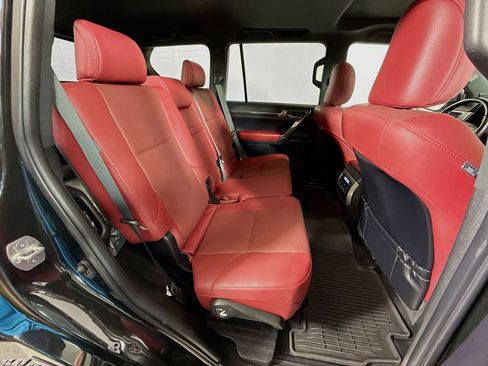 Certified 2023 Lexus GX 460 Premium w/ Premium Package AWD/4WD image 29