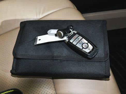 Used 2017 Ford F350 Lariat w/ Lariat Ultimate Package image 58