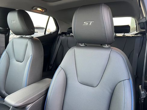 New 2026 Buick Encore GX Sport Touring w/ Comfort Package image 12