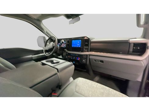 Used 2024 Ford F450 XLT w/ FX4 Off-Road Package AWD/4WD image 18