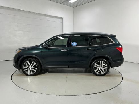 Used 2017 Honda Pilot Touring image 20