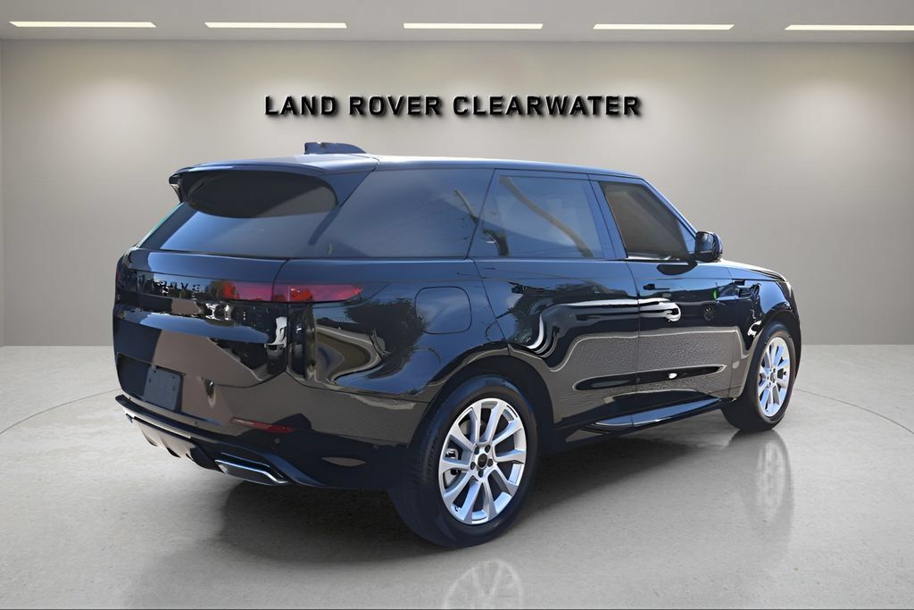 New 2026 Land Rover Range Rover Sport Dynamic SE AWD/4WD image 5