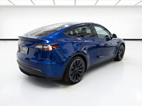 Used 2023 Tesla Model Y Performance AWD/4WD image 4