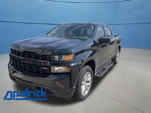 Used 2021 Chevrolet Silverado 1500 Custom AWD/4WD image 1