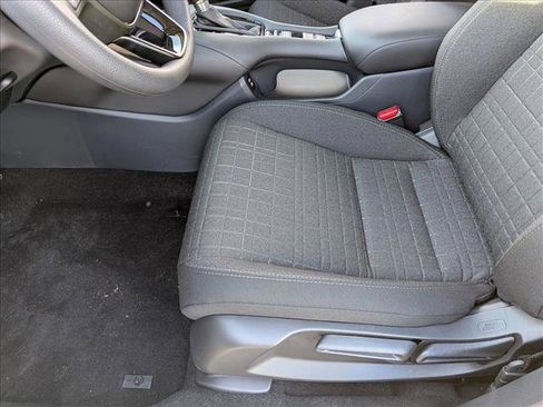 New 2026 Honda HR-V LX image 4