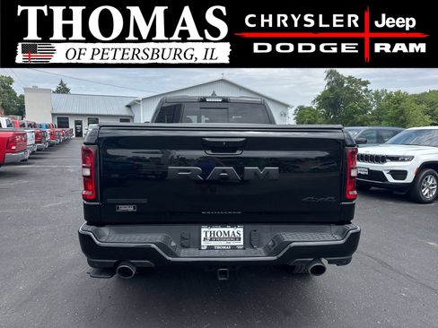 Used 2025 RAM 1500 Big Horn AWD/4WD image 6