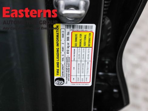 Used 2021 Ford Escape Titanium image 38