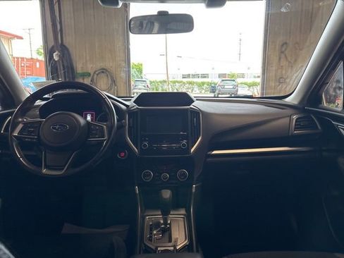 Used 2021 Subaru Forester Premium AWD/4WD image 17