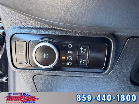 Used 2025 Ford Explorer ST-Line w/ ST-Line Street Pack AWD/4WD image 23