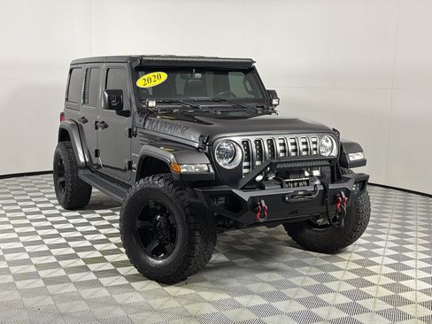 Used 2020 Jeep Wrangler Unlimited Sahara AWD/4WD image 2