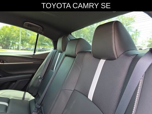 Used 2025 Toyota Camry SE w/ Convenience Package FWD image 16