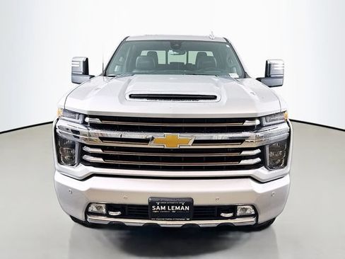 Used 2022 Chevrolet Silverado 3500 High Country w/ Z71 Off-Road Package AWD/4WD image 2