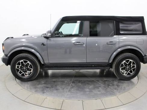 Used 2023 Ford Bronco Outer Banks AWD/4WD image 8