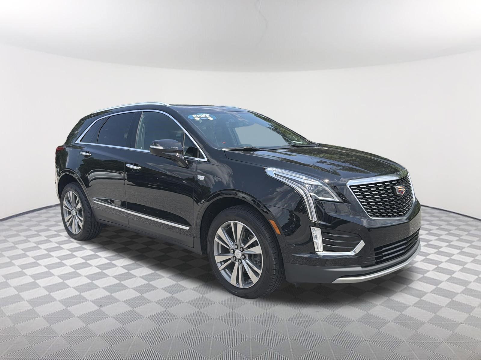 Certified 2022 Cadillac XT5 Premium Luxury w/ Platinum Package FWD image 8