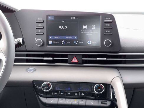 New 2026 Hyundai Elantra SEL Sport FWD image 19