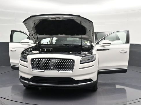 Used 2023 Lincoln Nautilus Reserve FWD image 35