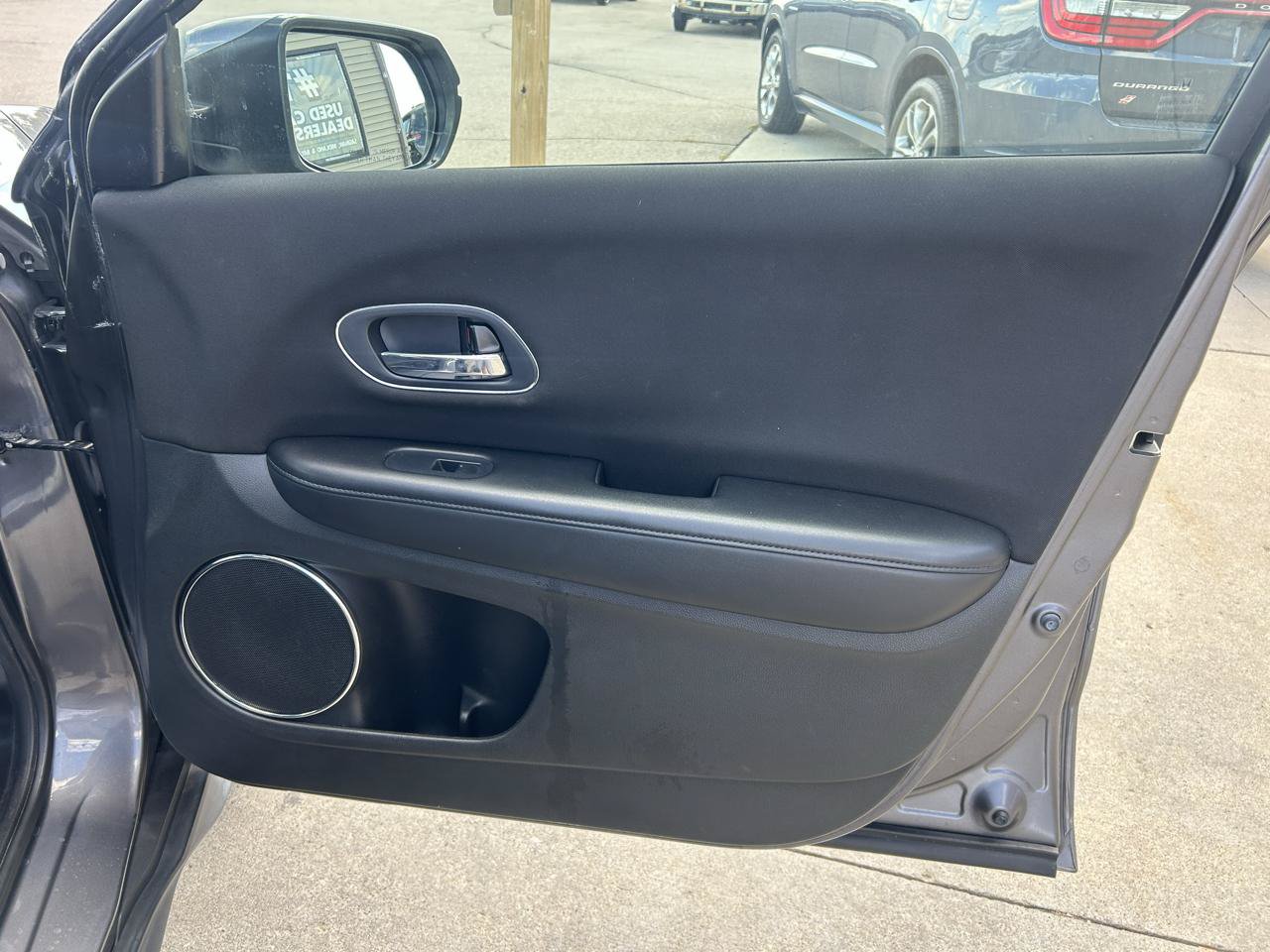 Used 2018 Honda HR-V EX image 15