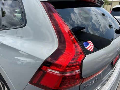 New 2025 Volvo XC60 T8 Plus w/ Protection Package Premier AWD/4WD image 8