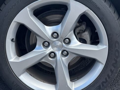 Used 2015 Chevrolet Camaro LT RWD image 24