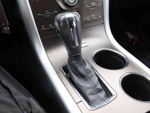 Used 2013 Ford Edge SEL image 27