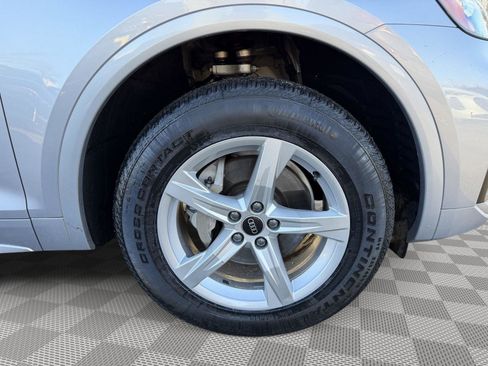 Used 2023 Audi Q5 2.0T Premium w/ Convenience Package image 10
