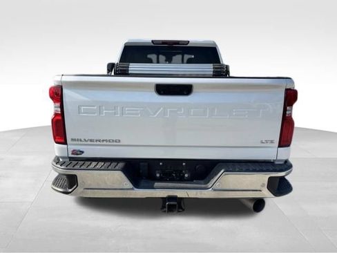Used 2024 Chevrolet Silverado 2500 LTZ w/ LTZ Plus Package AWD/4WD image 4