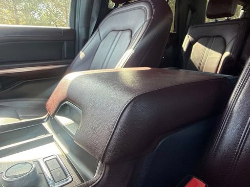 Used 2023 Ford Expedition Max Limited AWD/4WD image 25