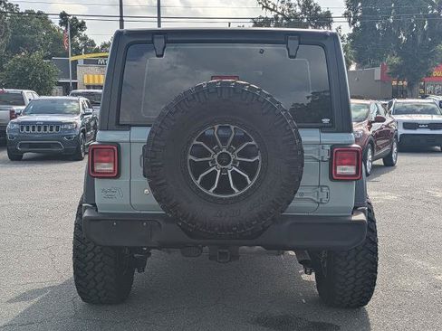Used 2024 Jeep Wrangler Unlimited Sport AWD/4WD image 5