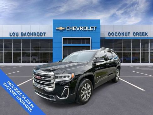 Used 2023 GMC Acadia SLE w/ Driver Convenience Package FWD image 4