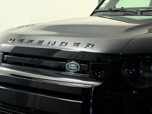 New 2025 Land Rover Defender 110 V8 image 12