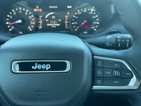 New 2026 Jeep Compass Limited image 21