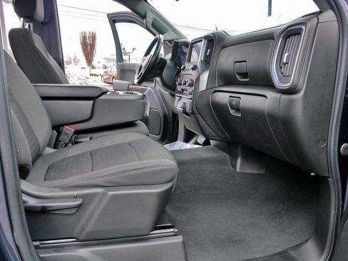 Used 2022 Chevrolet Silverado 1500 LT image 12