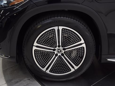 Certified 2024 Mercedes-Benz EQS 450+ SUV image 12