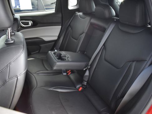 Used 2025 Jeep Compass Limited w/ Elite Group image 28