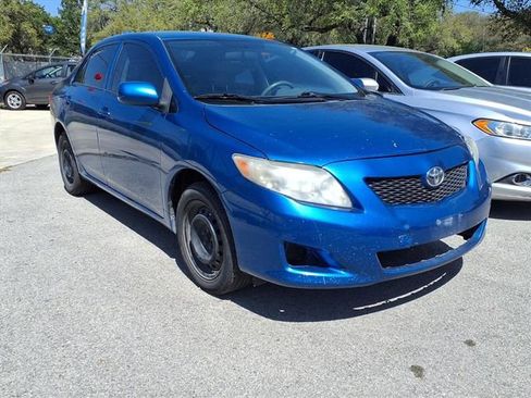 Used 2010 Toyota Corolla LE FWD image 1
