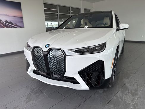 Certified 2023 BMW iX xDrive50 w/ Sport Package AWD/4WD image 3