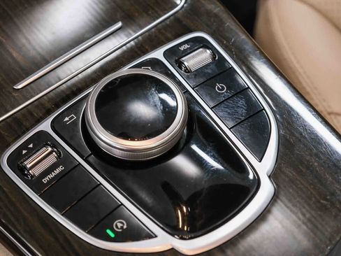 Used 2019 Mercedes-Benz C 300 Sedan image 31