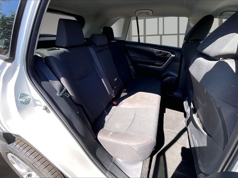 Used 2024 Toyota RAV4 LE AWD/4WD image 25