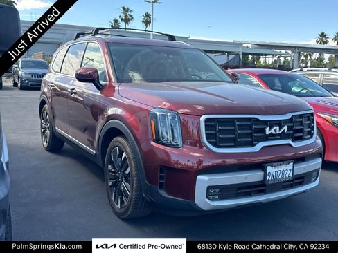Used 2024 Kia Telluride SX w/ Towing Package FWD image 1