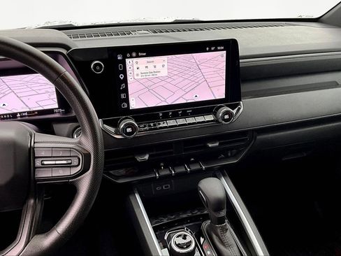 Used 2025 Chevrolet Colorado Trail Boss image 11