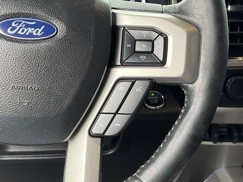 Used 2019 Ford F250 Lariat w/ Lariat Ultimate Package AWD/4WD image 29