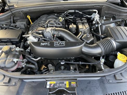 Used 2025 Dodge Durango GT AWD/4WD image 27